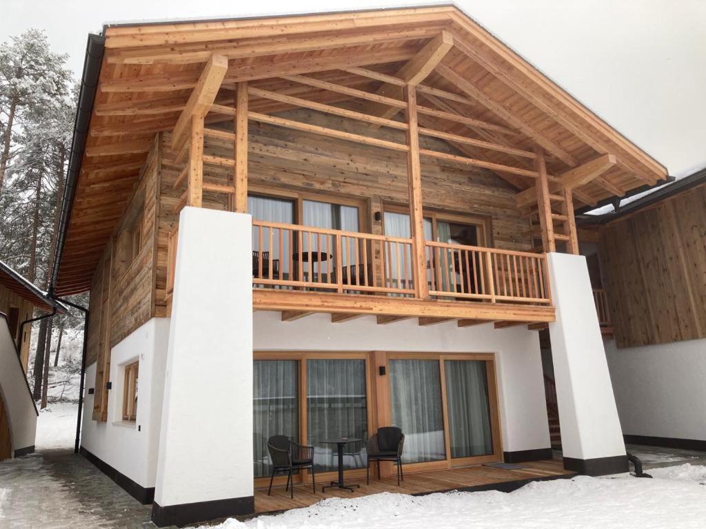 سان فيجيليو دي ماريبْ Les Ciases Chalets Dolomites المظهر الخارجي الصورة