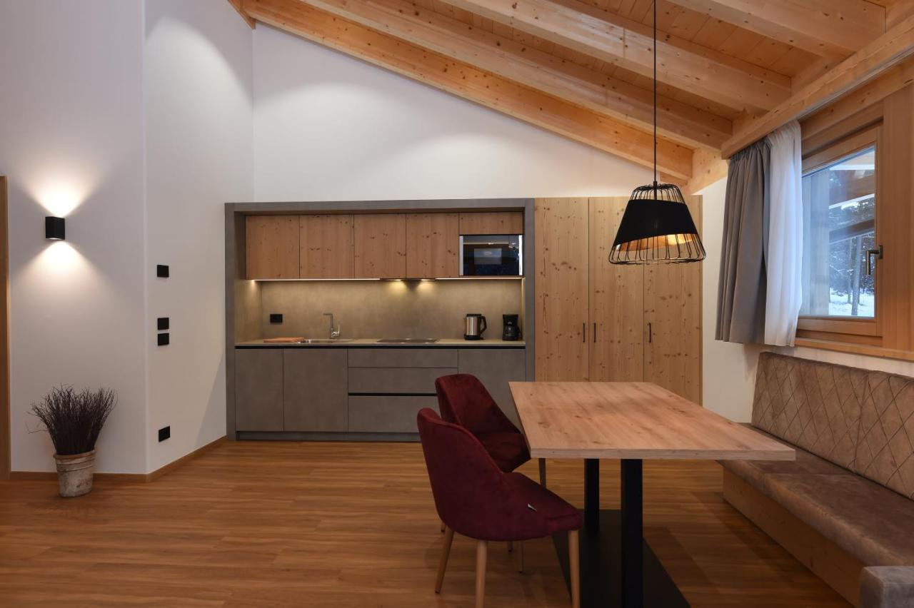 سان فيجيليو دي ماريبْ Les Ciases Chalets Dolomites المظهر الخارجي الصورة