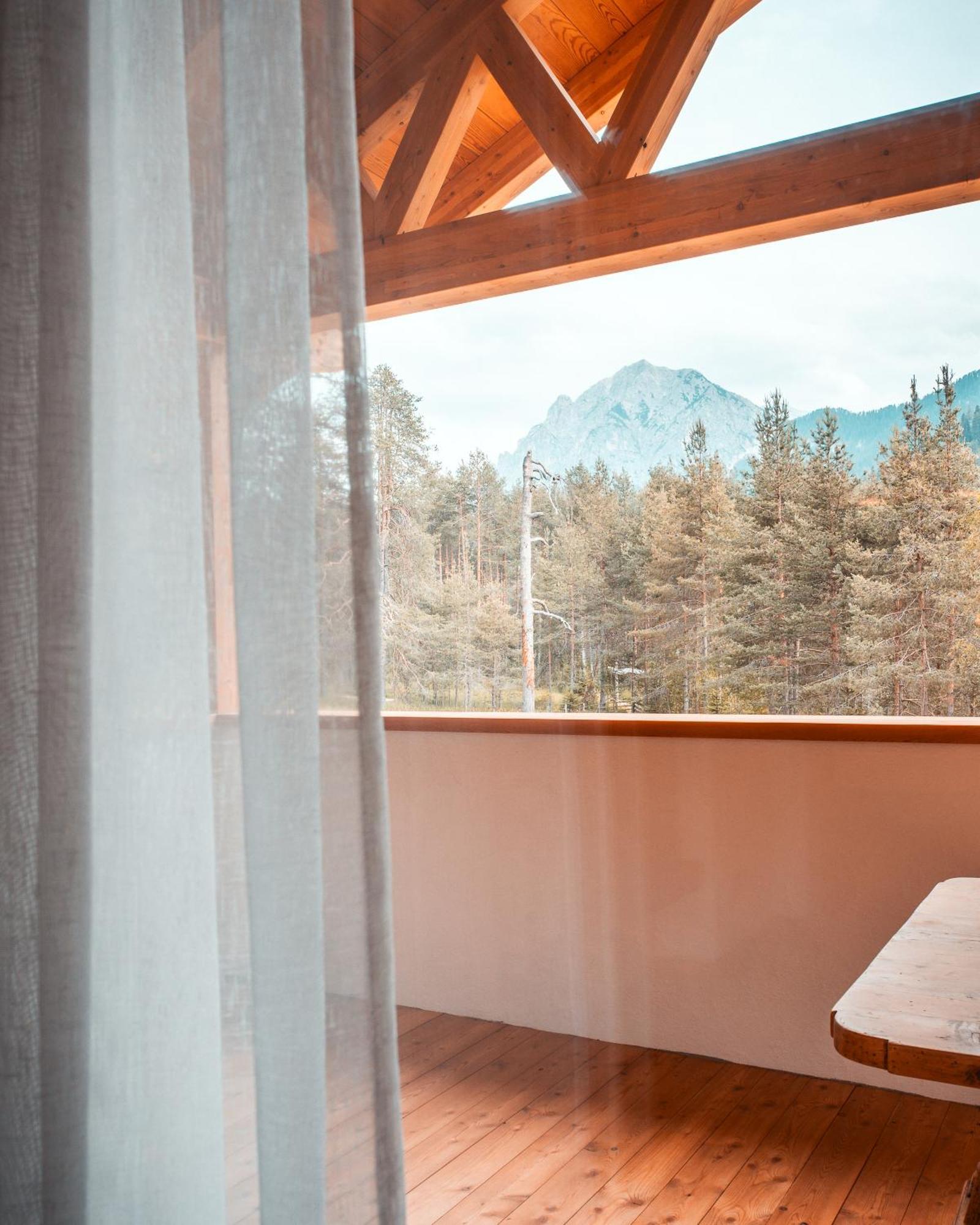 سان فيجيليو دي ماريبْ Les Ciases Chalets Dolomites المظهر الخارجي الصورة